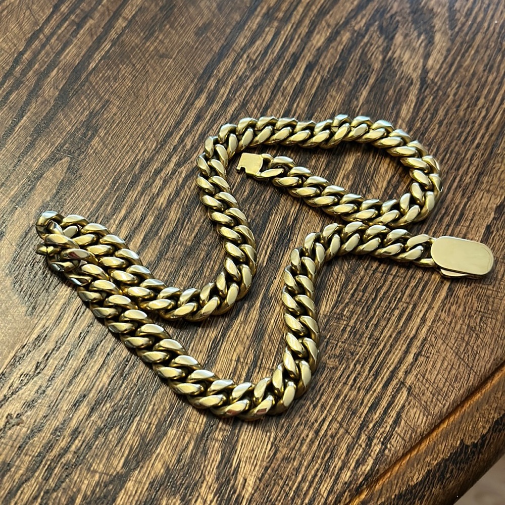 26’ Gold Cuban Link Chain